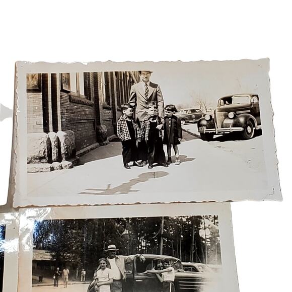 B&W 1940s People Posing in Front of Car Vehicle Landscape Snapshot Man Children - Picture 4 of 8